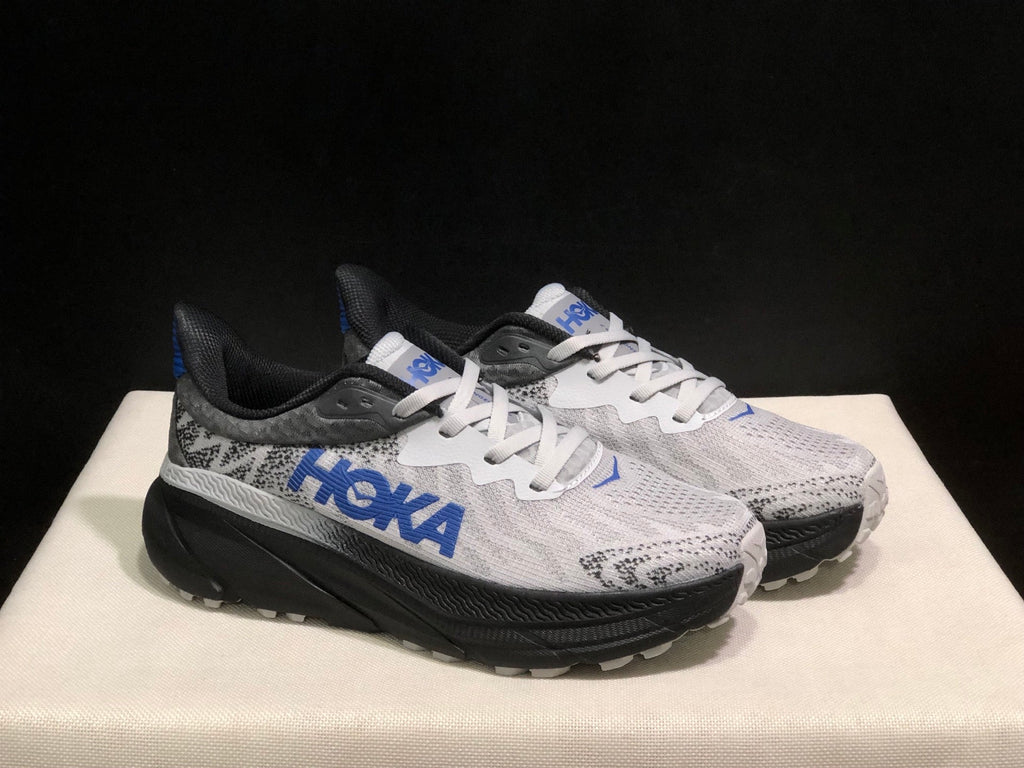 HOKA ONE ONE Challenger 7