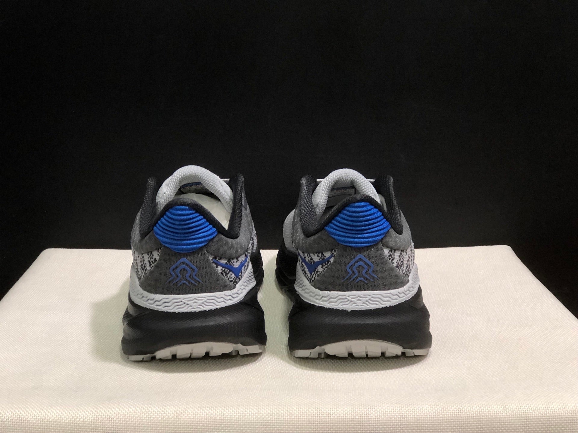 HOKA ONE ONE Challenger 7