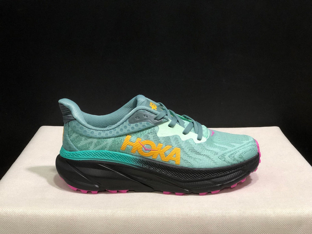 HOKA ONE ONE Challenger 7