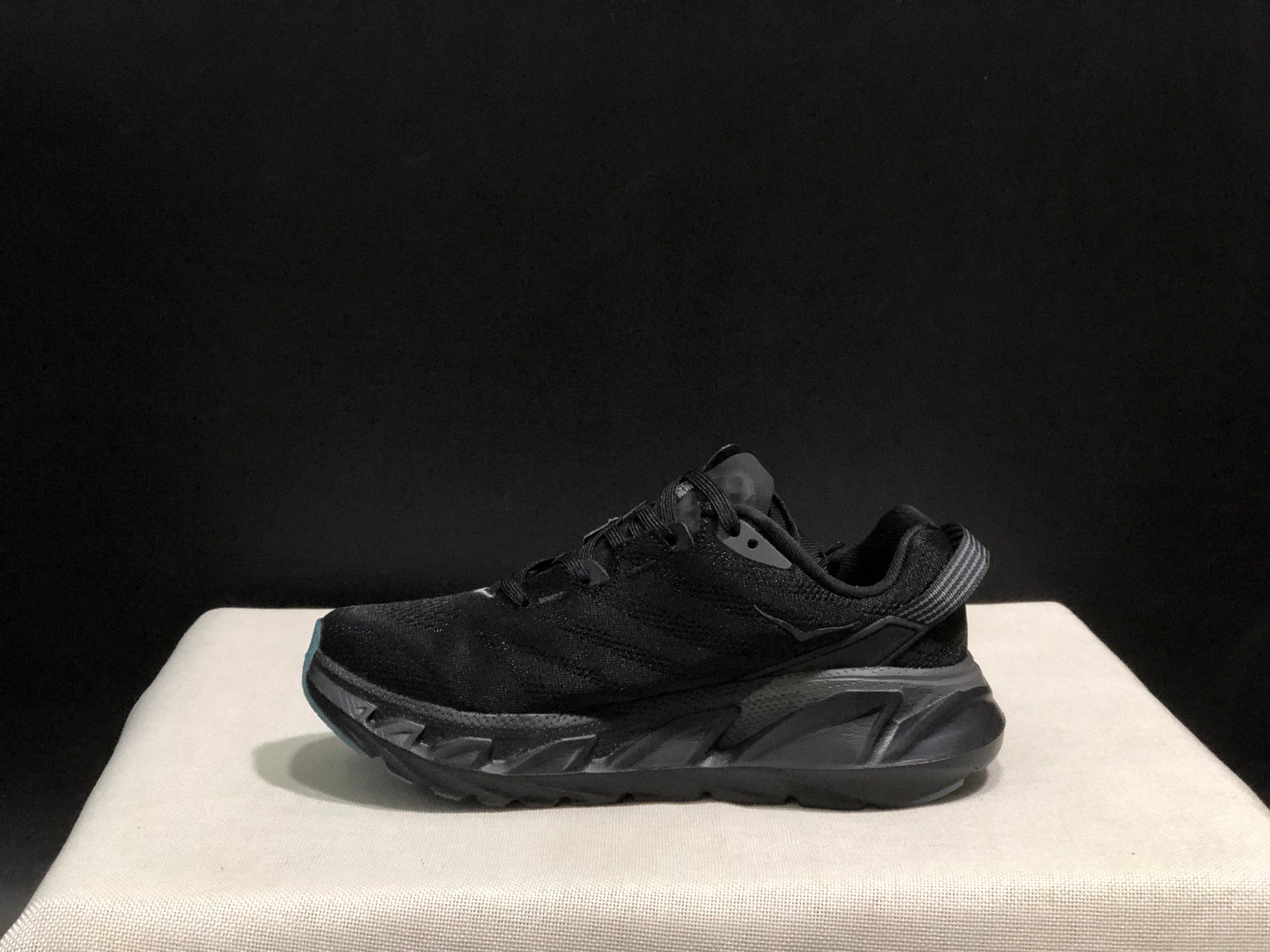 HOKA ONE ONE Elevon 2