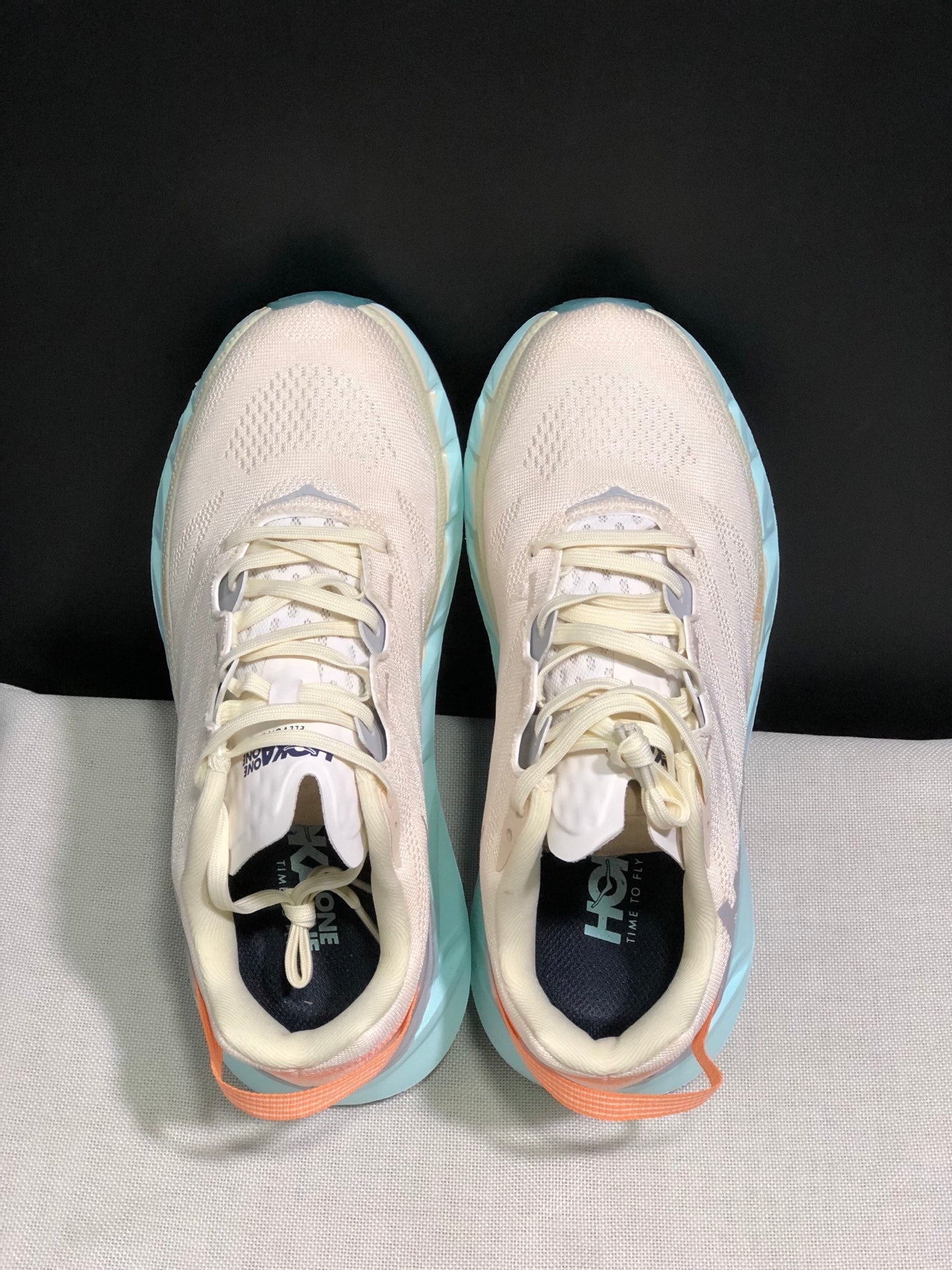 HOKA ONE ONE Elevon 2