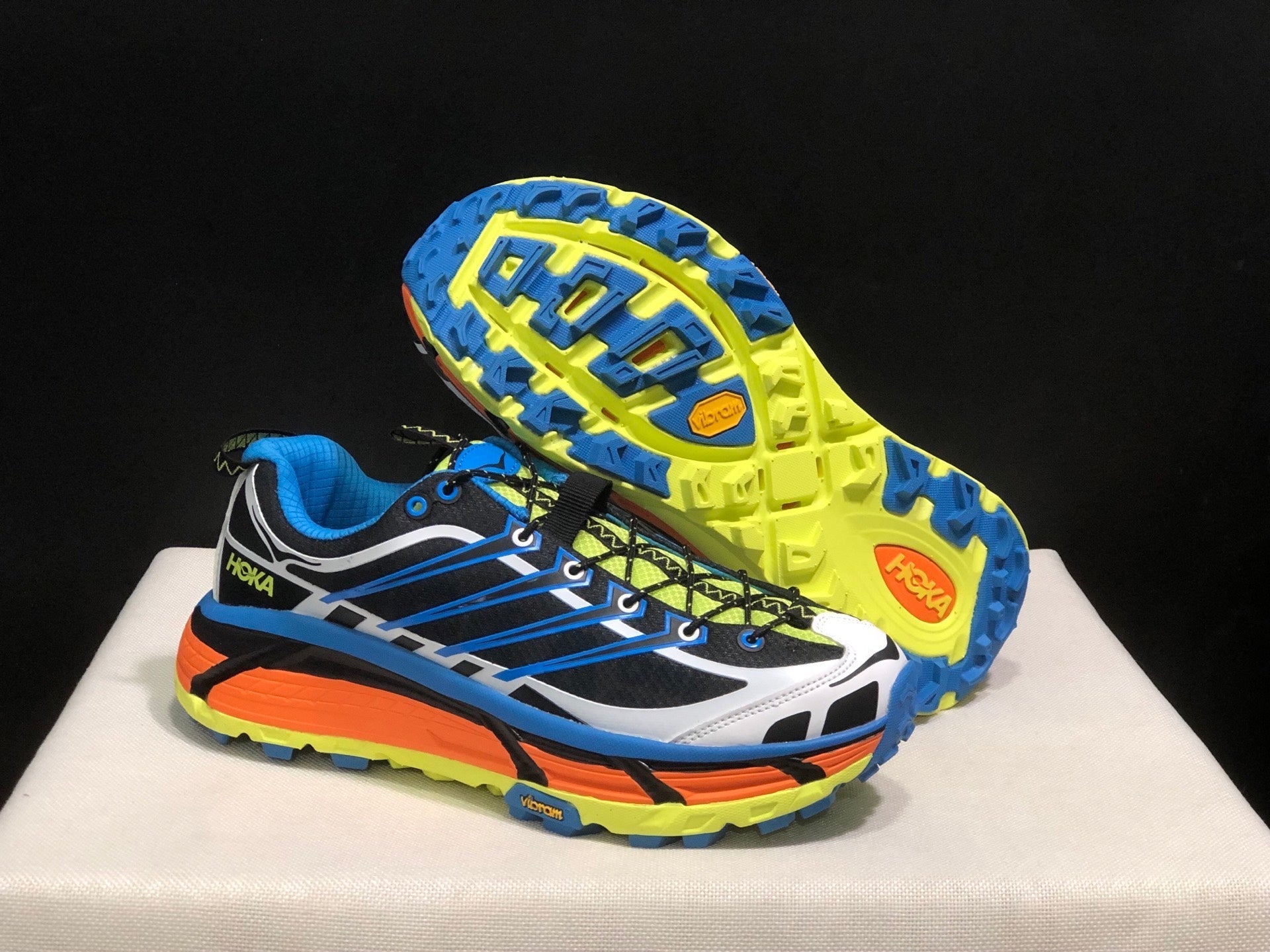 HOKA ONE ONE Mafate three 2
